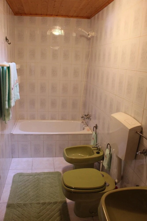 House With 2 Bedrooms in Paredes do Rio, With Wonderful Mountain View