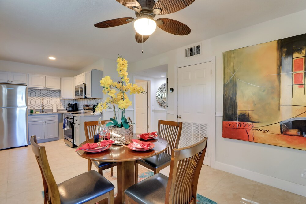 1 Block to John's Pass: Condo w/ Shared Dock!