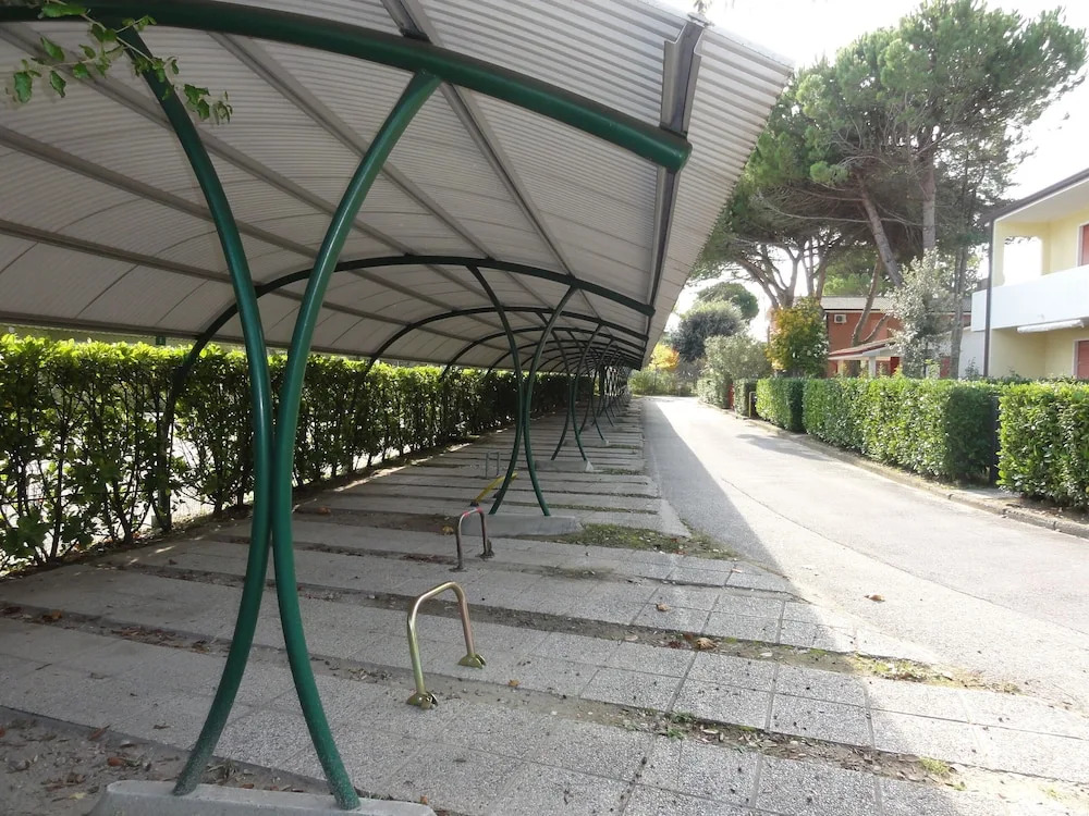 Apartment With Garden-beahost