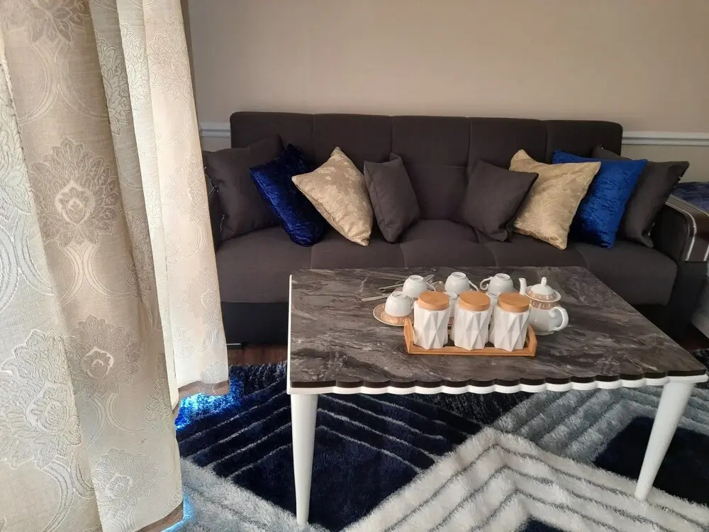 Captivating Extra Large Room in London, to Relax