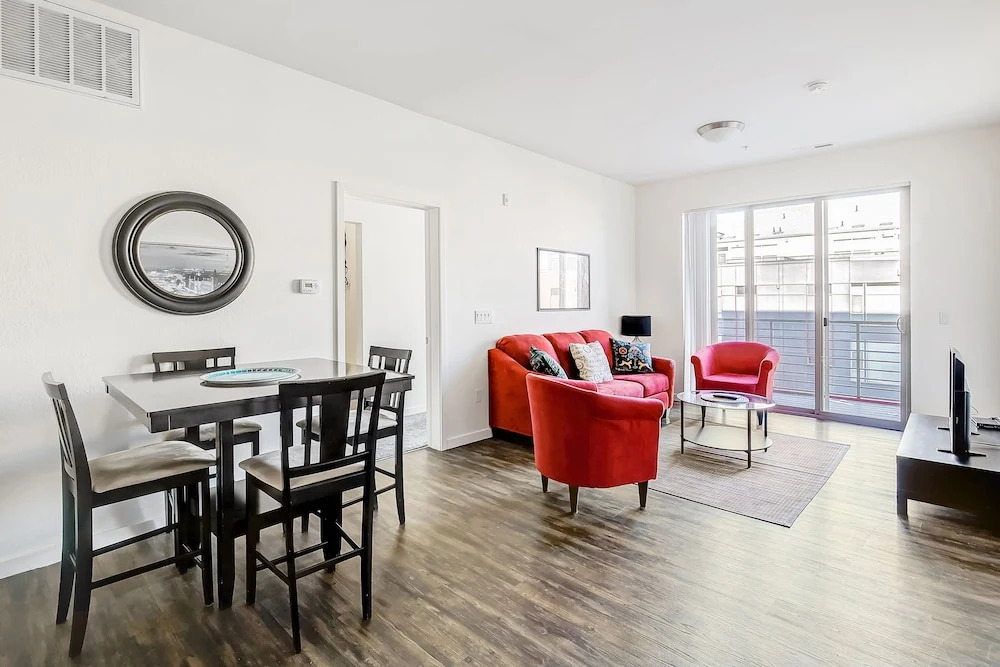 2BR Loft in the Heart of Denver Sleeps 8