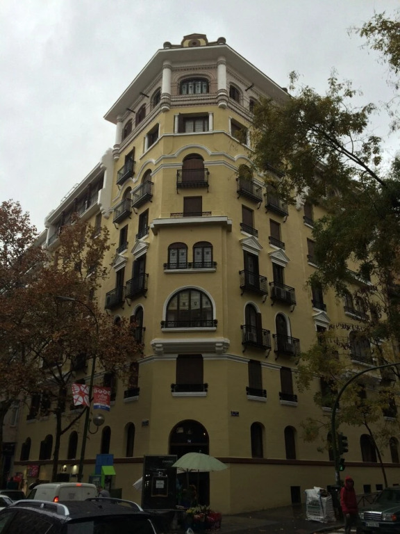 Rooms Arguelles 58