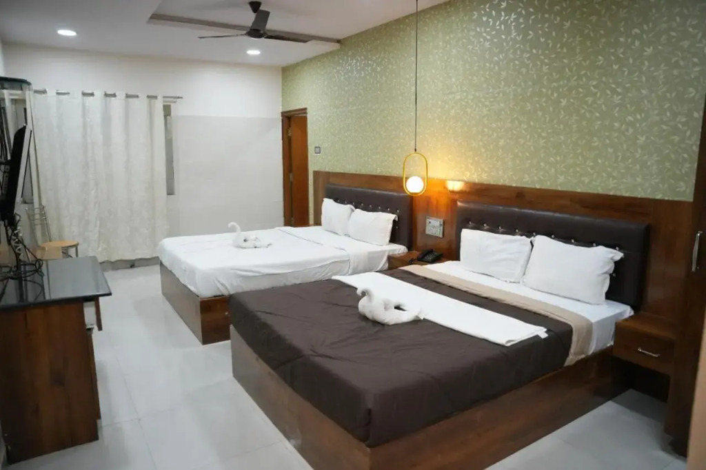 Vaidh Business Hotel
