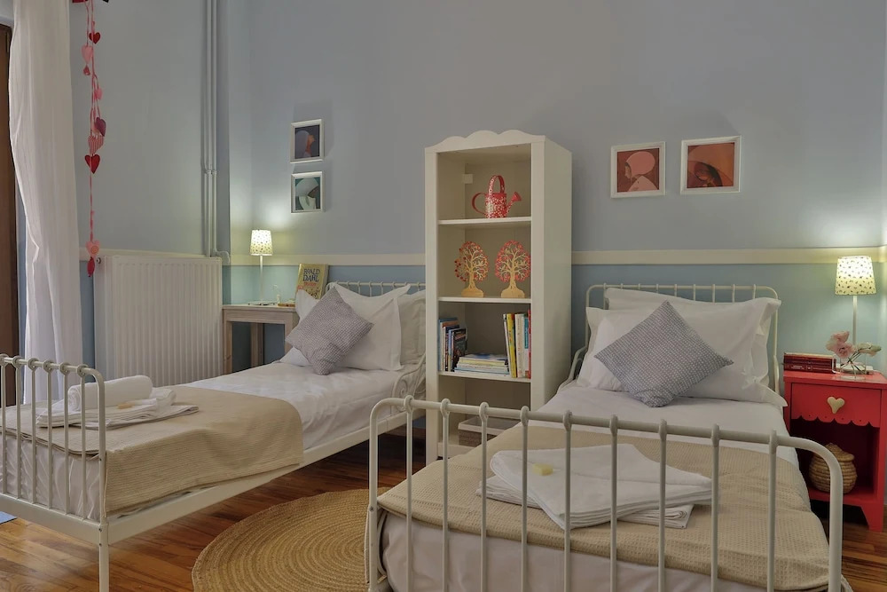 Οlives and Vines Retreat Villa