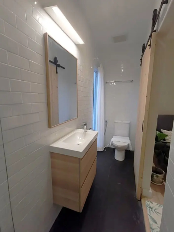 Double Bed Hotel