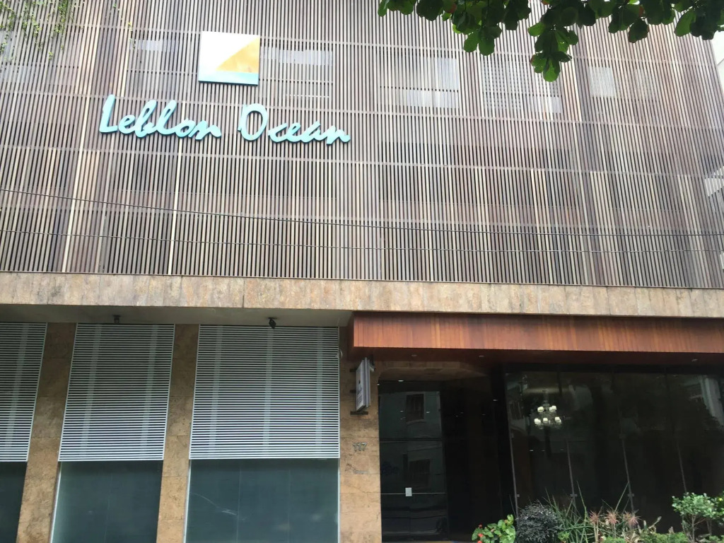 Flat decorado com piscina no Leblon