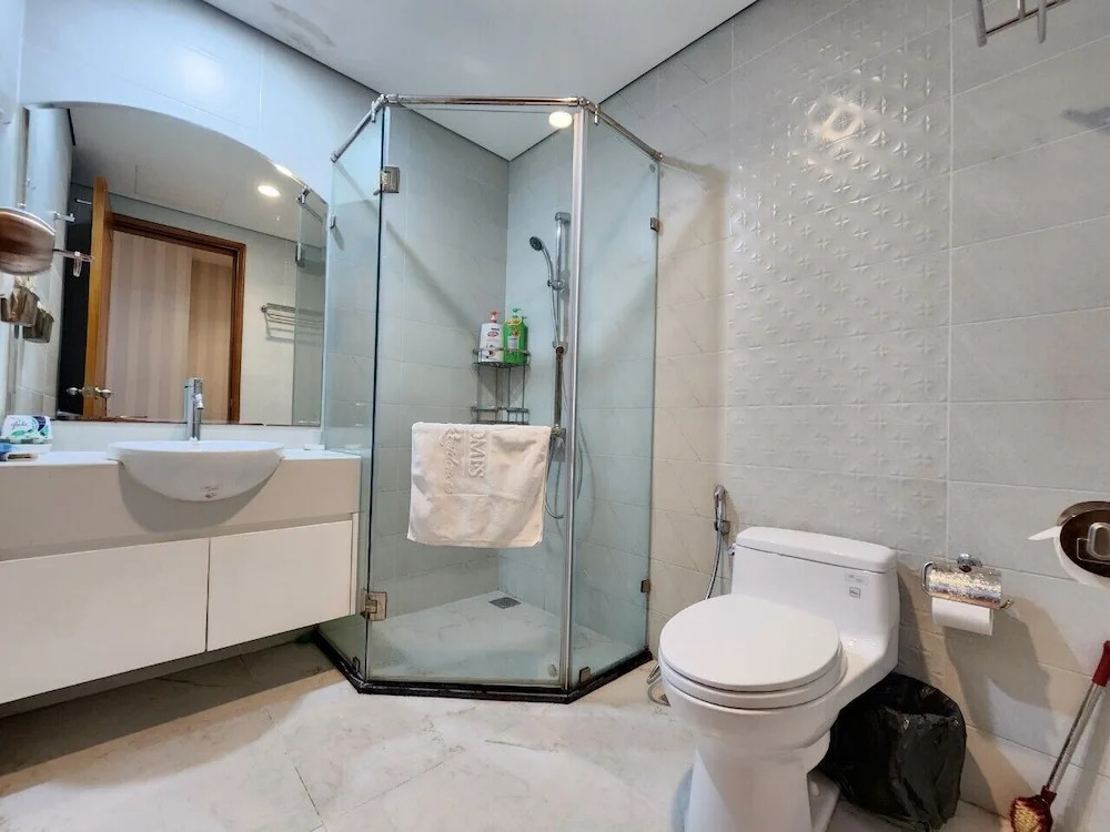 Vinhomes Royal City Luxury Apartment 2 Br
