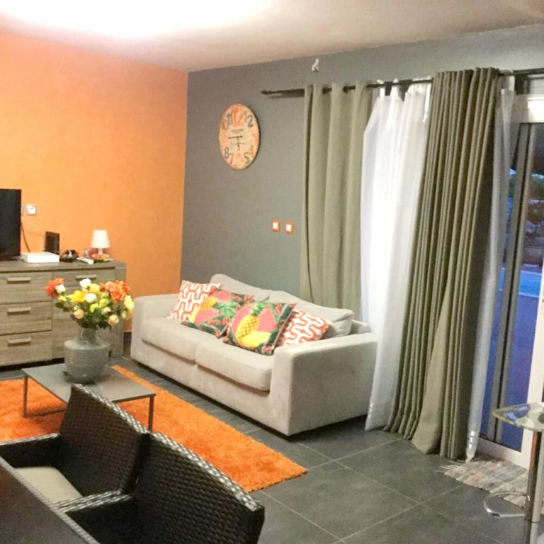 Apartment With one Bedroom in Saint François, With Pool Access, Furnis