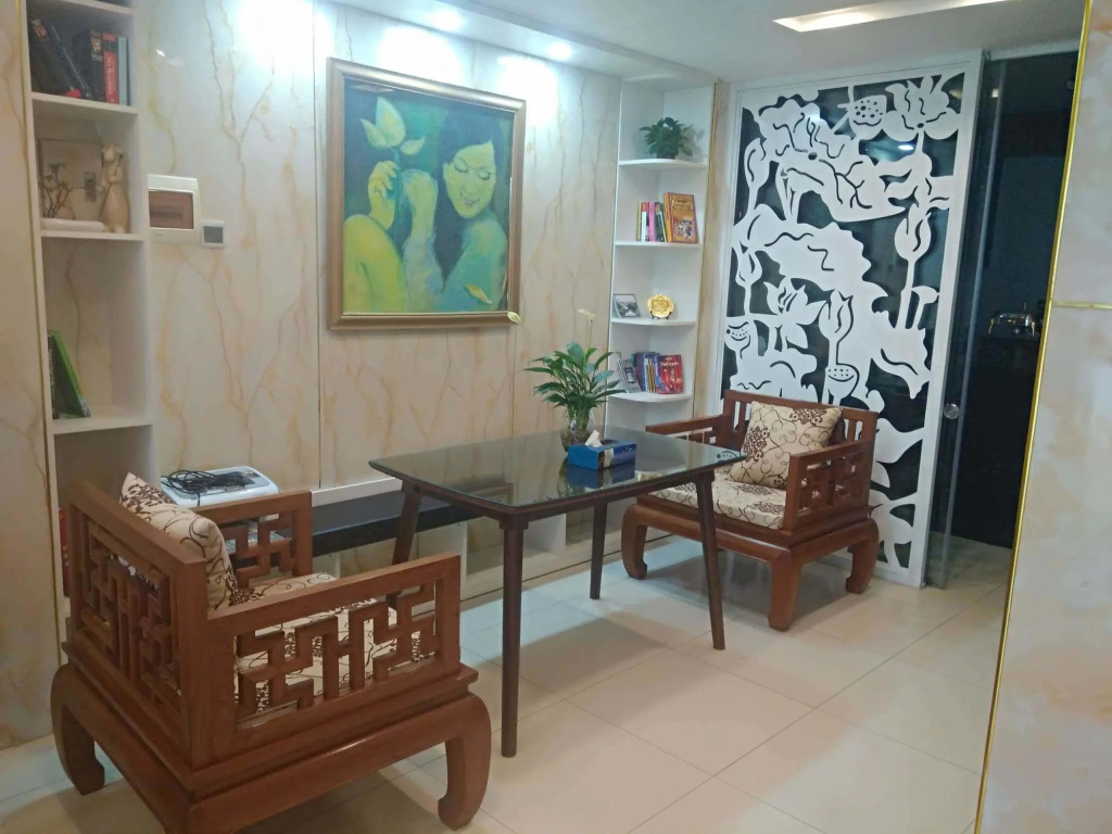 Westlake Tay Ho Hotel 696 Lạc Long Quân