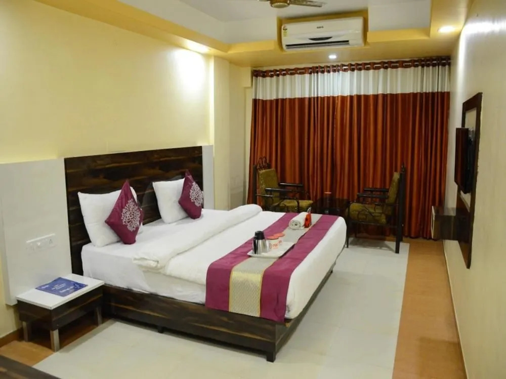 OYO Rooms Gold Valley Road Lonavala