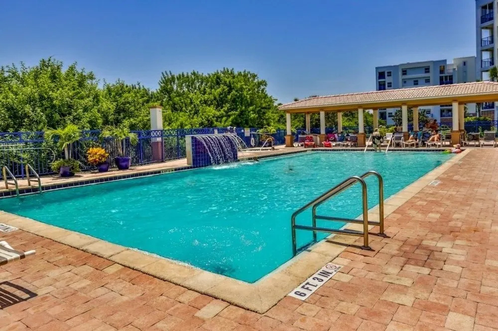 Oceanwalk Oasis - 3 Br condo by RedAwning