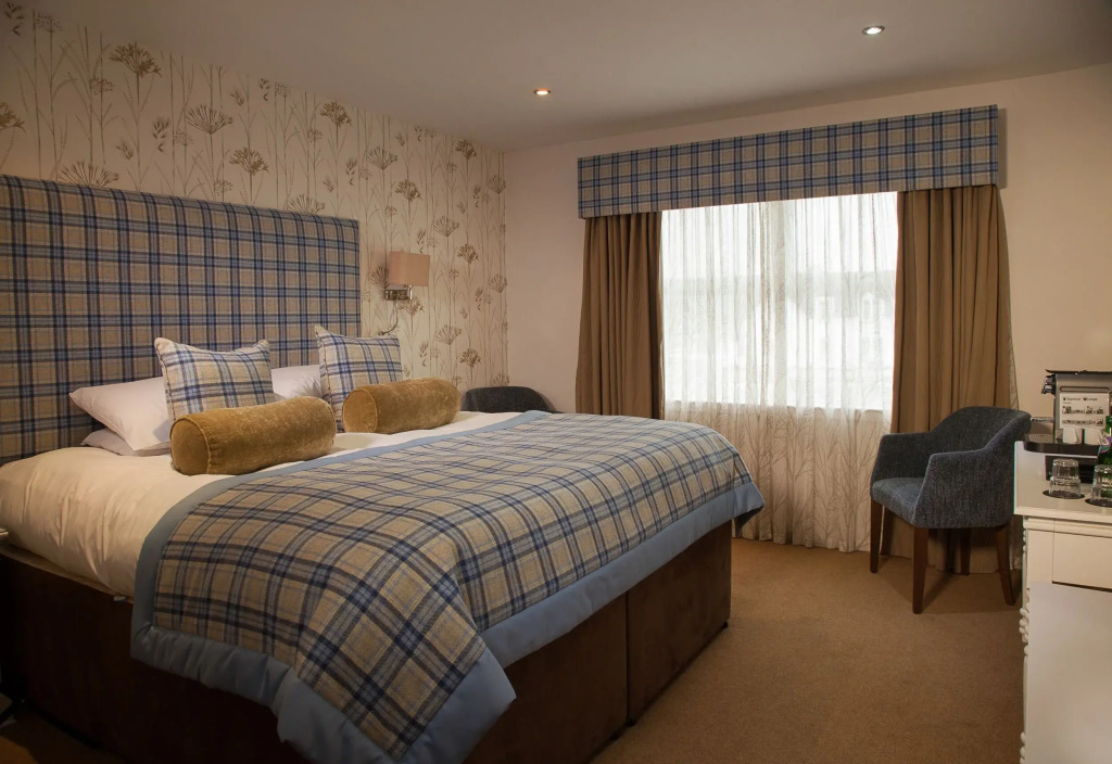 The Lovat, Loch Ness