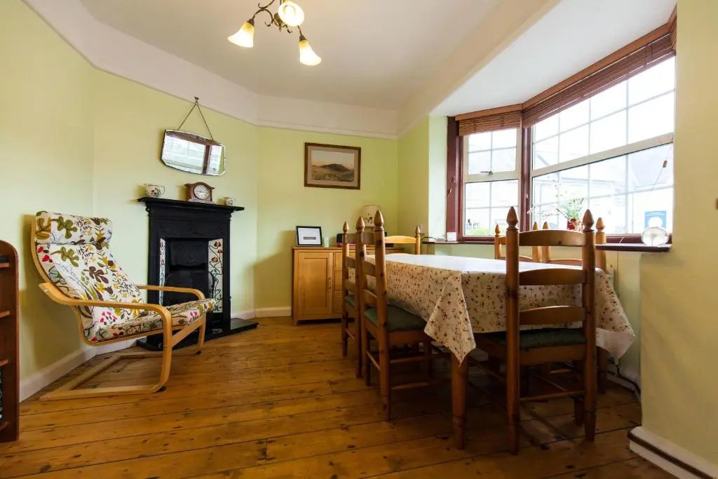 Oak House