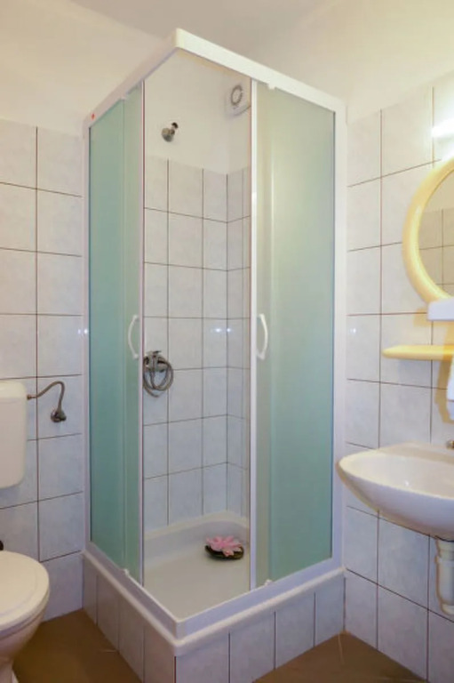 Apartment Dora Spiez 39648