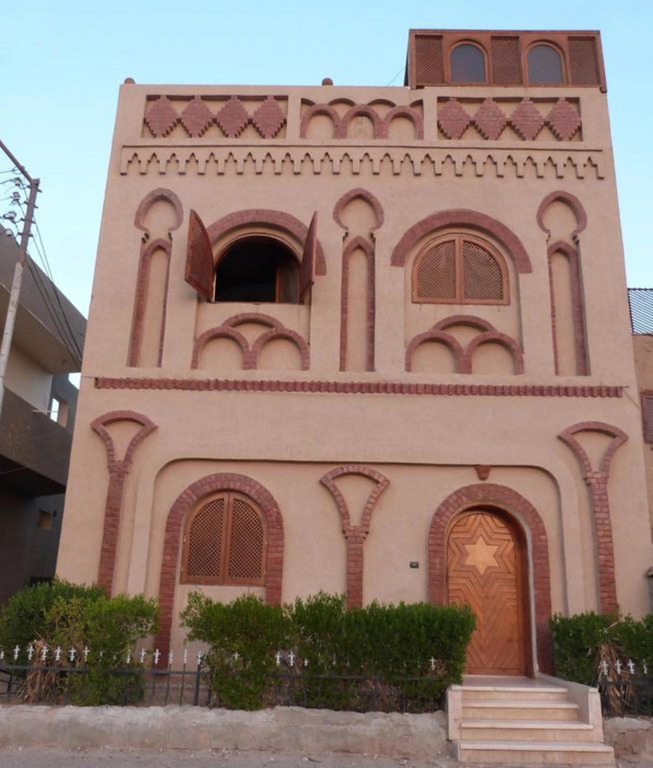 Shahhat View House, Charming Private Villa in Luxor West Bank with Habu Temple Views, for up to 6 guests