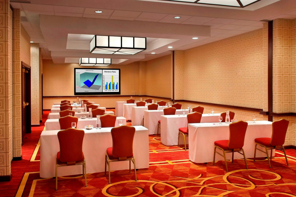 Trumbull Marriott Shelton