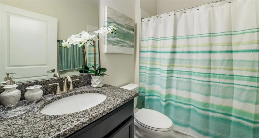 Lakeview 6BR Pool SPA Home Right Beside Clubhouse Waterpark