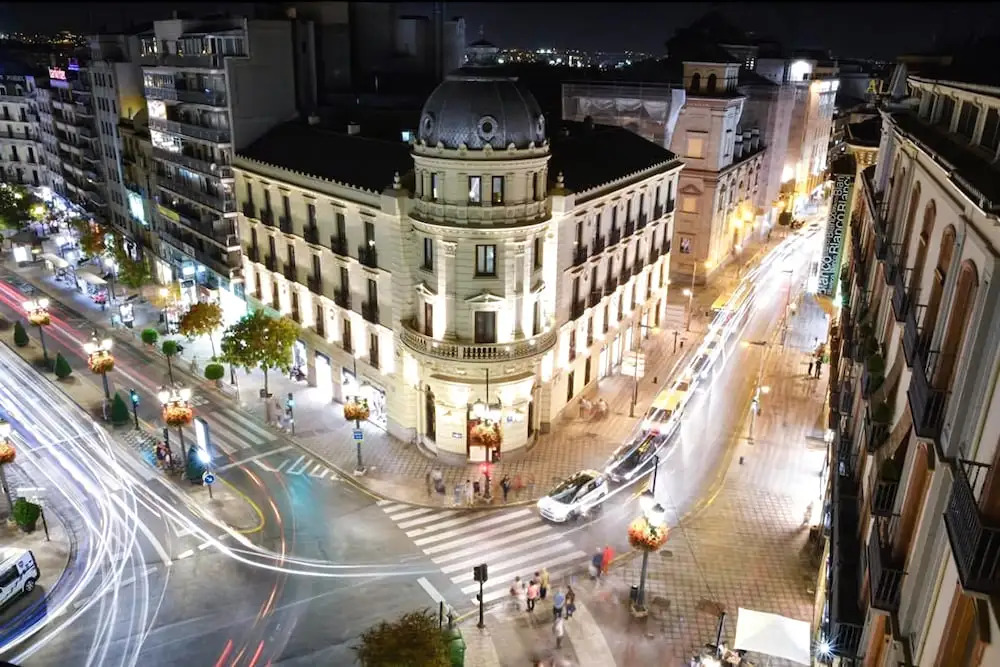 ChezmoiHomes Reyes Catolicos Penthouse