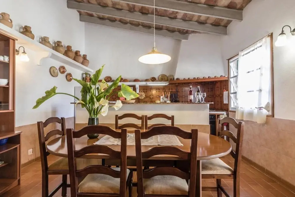 Villa - 2 Bedrooms with Pool and WiFi - 103151