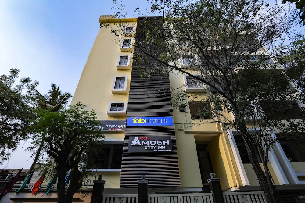 Fabhotel Amogh Stay Inn