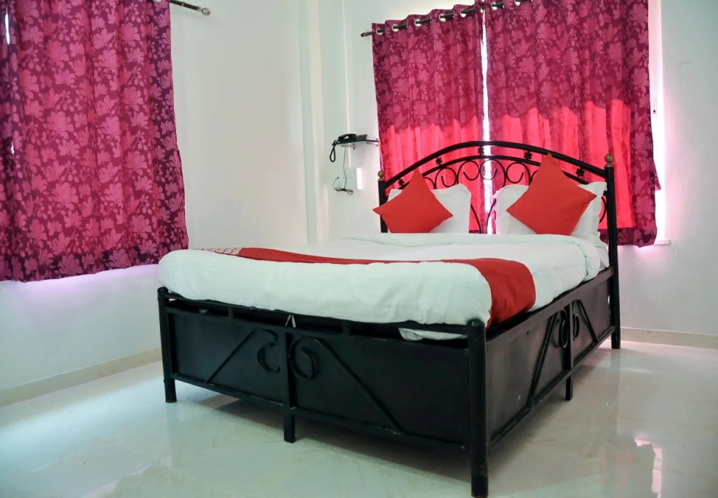 The Cloud Hotel and Resorts by OYO Rooms