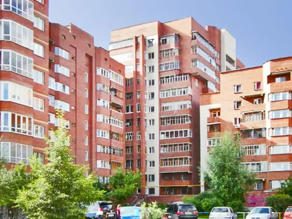 ALLiS-HALL Studio Apartments at Tveritina 42/3
