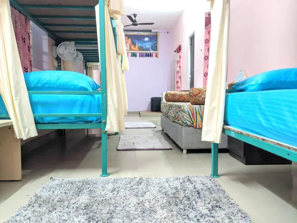 Aura hostel
