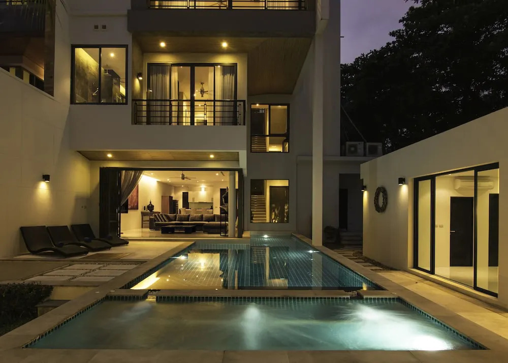Amazing 5br, Seaview private PoolVilla by Intira Villas