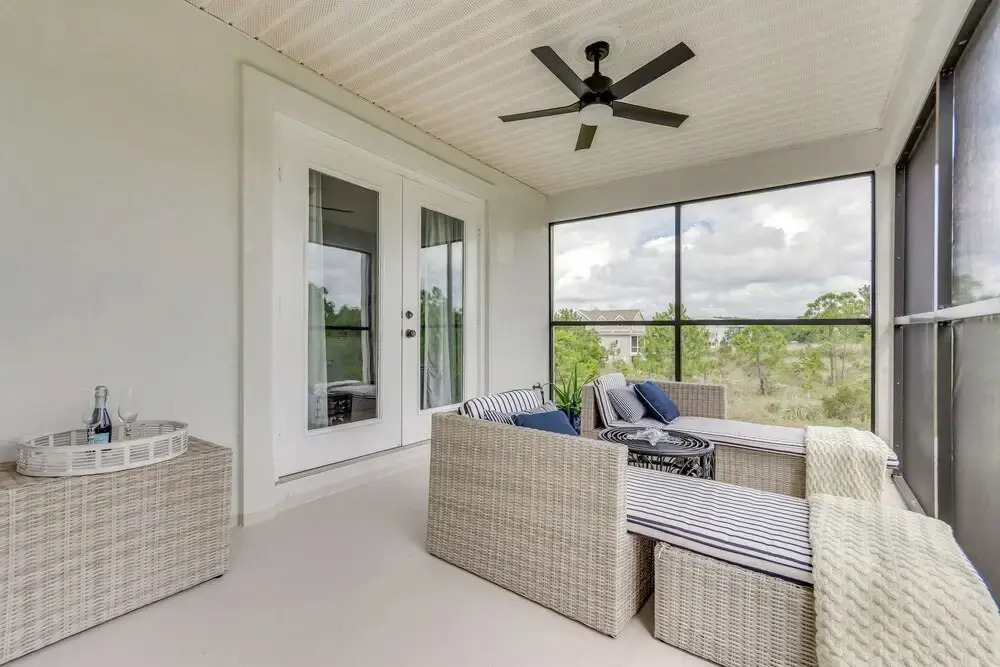Luxe Gulf Breeze Home w/ Patios - 4 Mi to Beaches!
