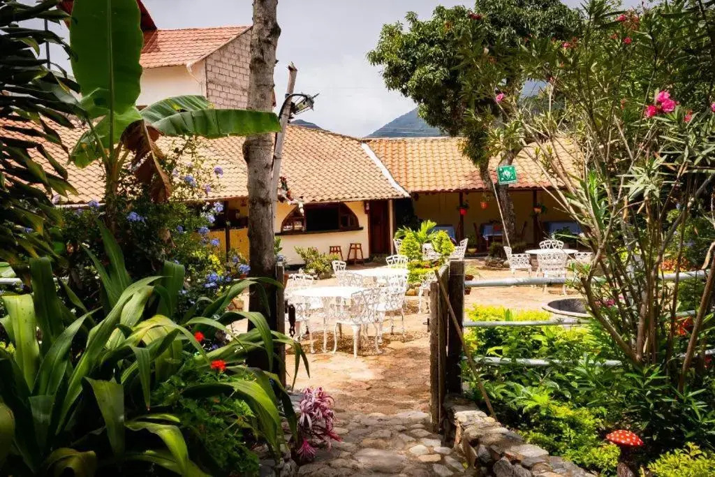 Hostal Jardín Escondido