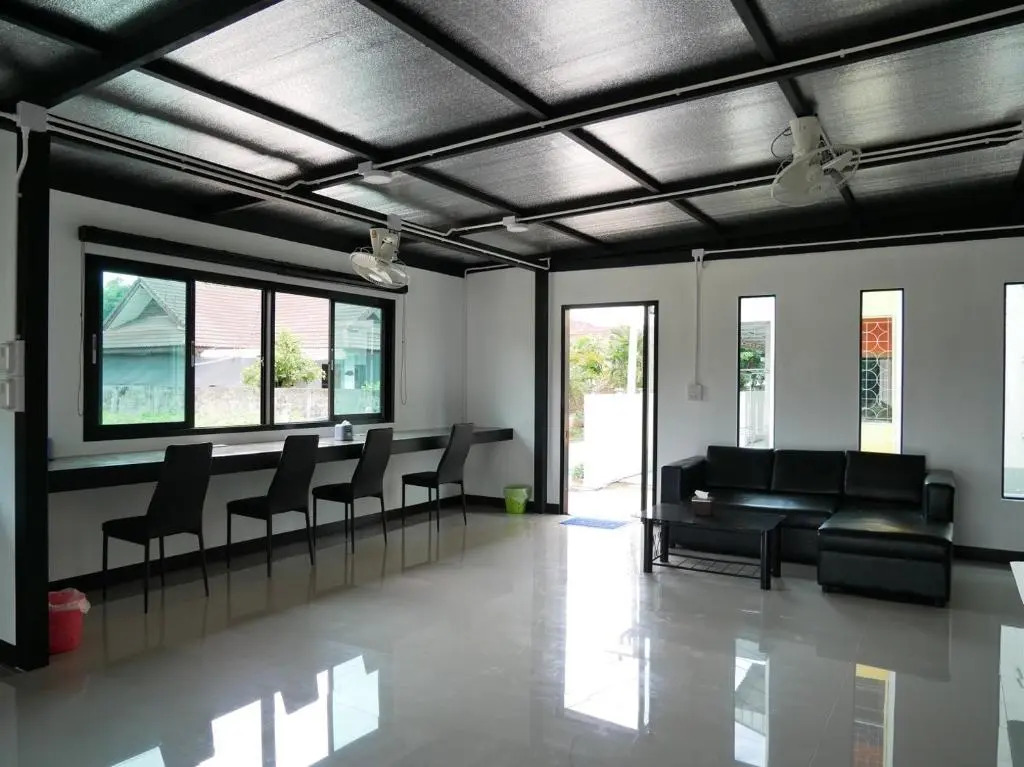 Fang Villa Hotel