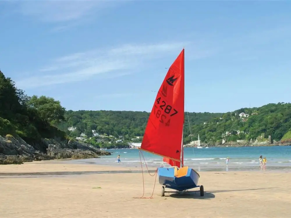 4 Island Quay