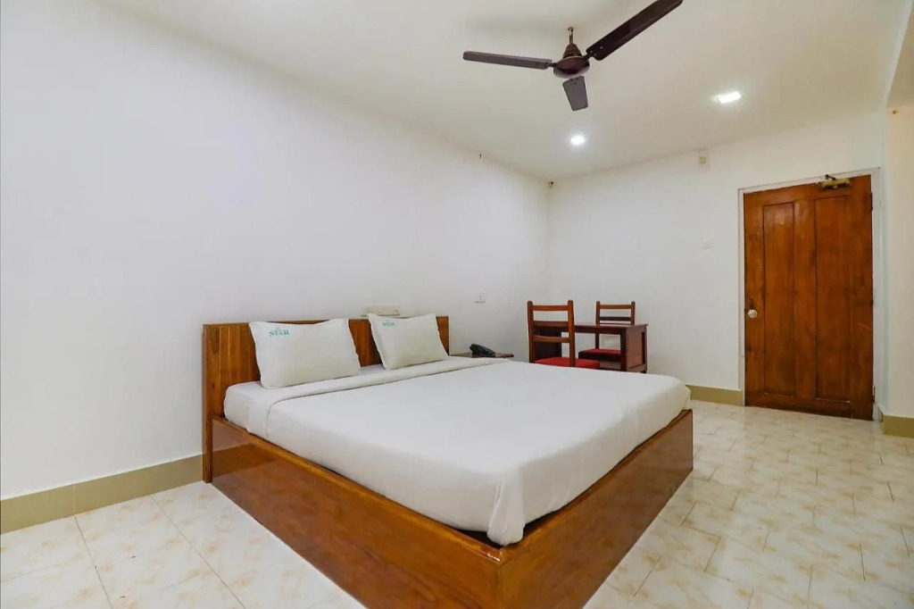 FabHotel Star