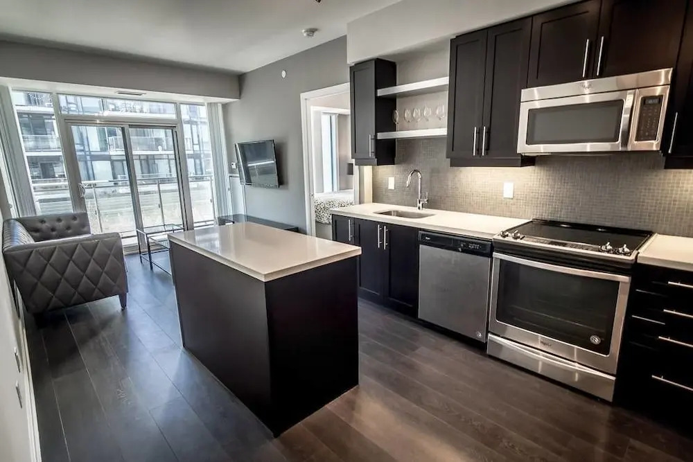 Pinnacle Suites - 3BR Penthouse offered by Short Term Stays