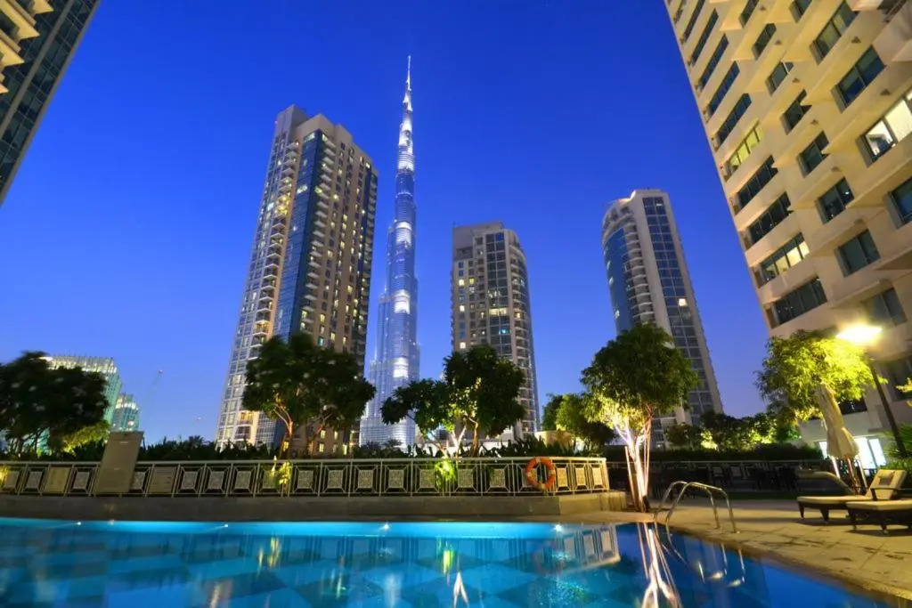 Quintessential Quarters: 29th Fl Views - Walk to Opera, Mall and Burj Khalifa