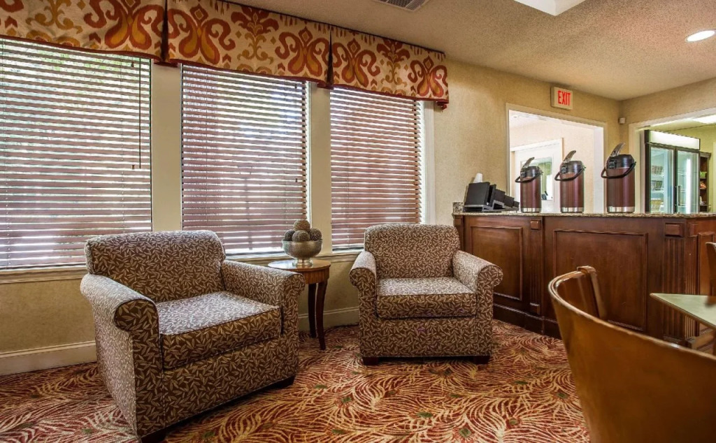 Siegel Suites Columbia Apartments