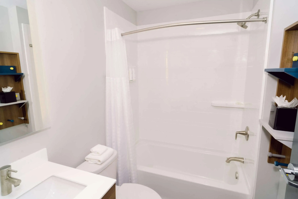Microtel Inn & Suites by Wyndham Newark NY