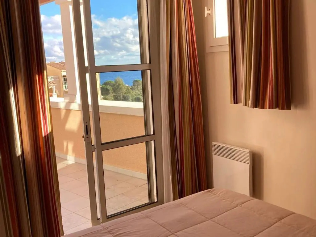 Appartement Saint-Raphaël, 3 pièces, 6 personnes - FR-1-504-606