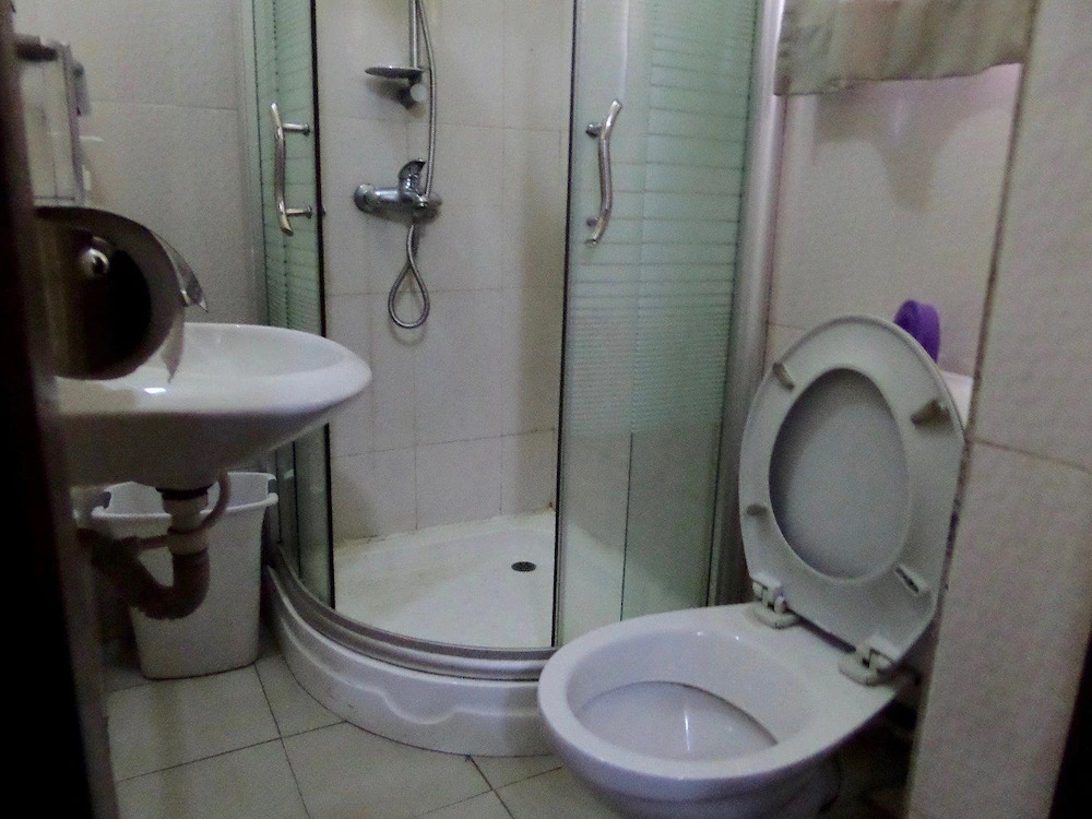 Deen Apartment Services