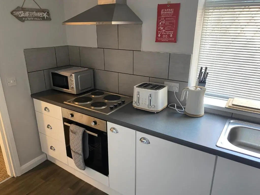 Blackpool Sleepover Apartment 2 Free Parking Sleeps 6