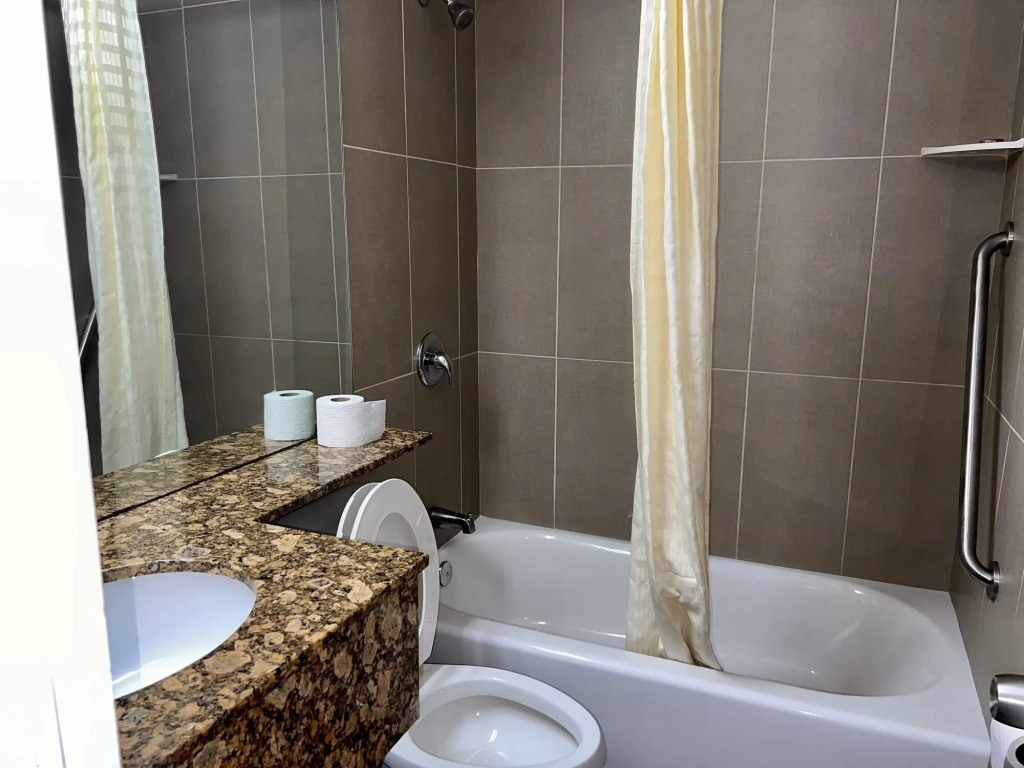 Americas Best Inn and Suites Fort Lauderdale North