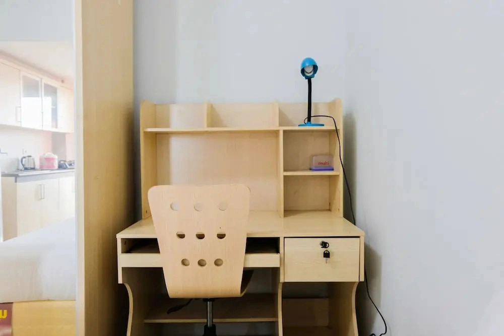Simply And Comfy Studio Room At The Habitat Apartment