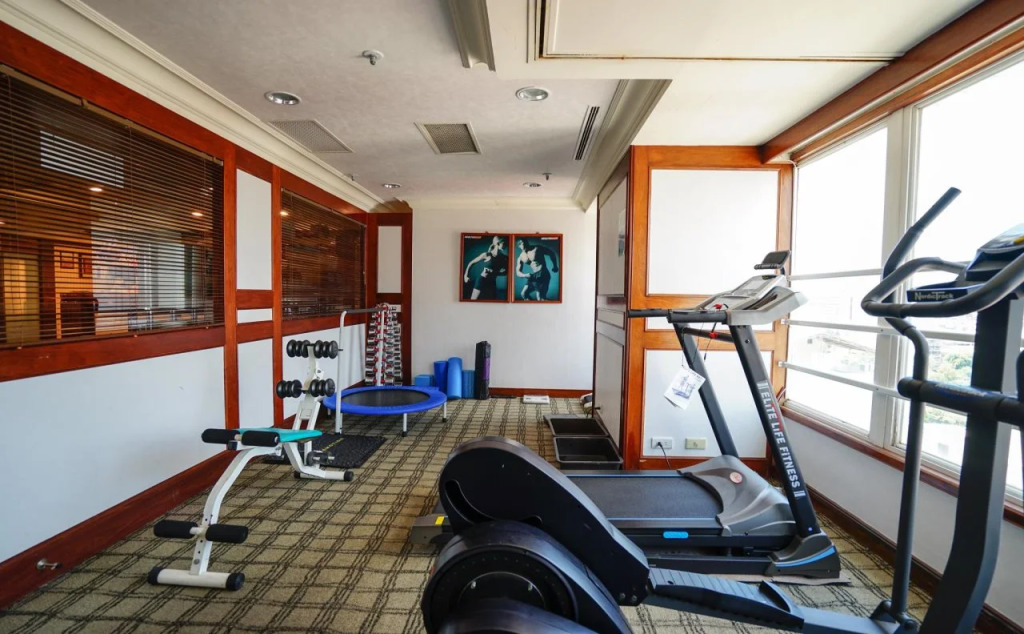Cambridge Tainan Hotel