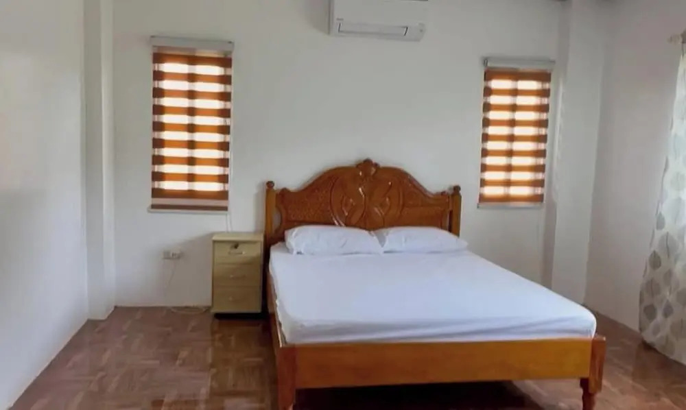 The Meadow View House