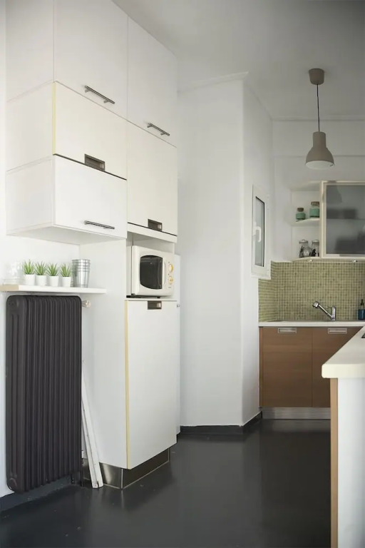 Amazing Renovated Penthouse In Pagkrati