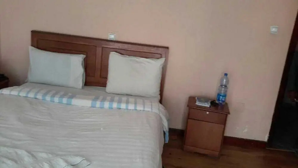 Roza Hotel