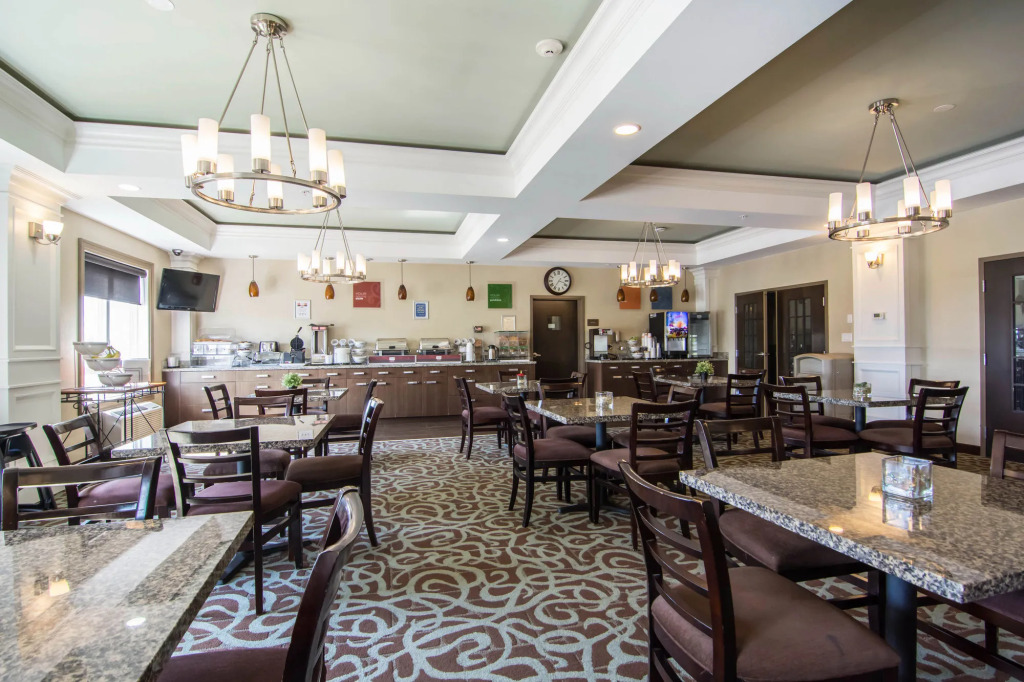 Comfort Inn & Suites Fort Saskatchewan