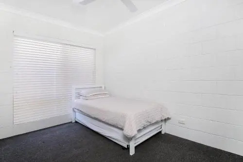 Booker Pde 34, Unit 2 - Pet Friendly -
