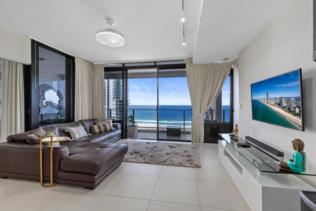 Ultra Broadbeach