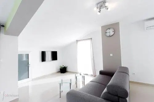 Apartments KETY
